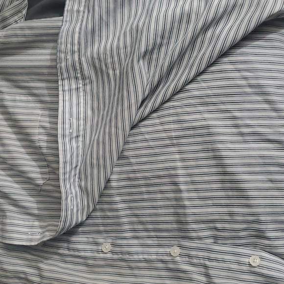 Men's Pinstripe button down collar and button up shirt sleeve L shirt - Picture 4 of 6